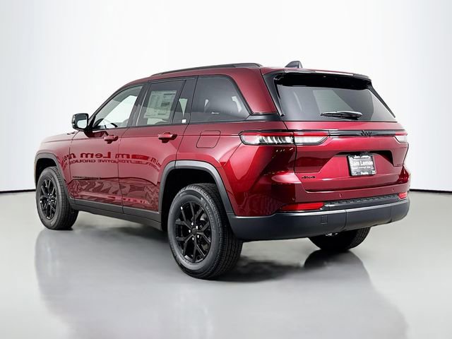 New 2025 Jeep Grand Cherokee Altitude image 5