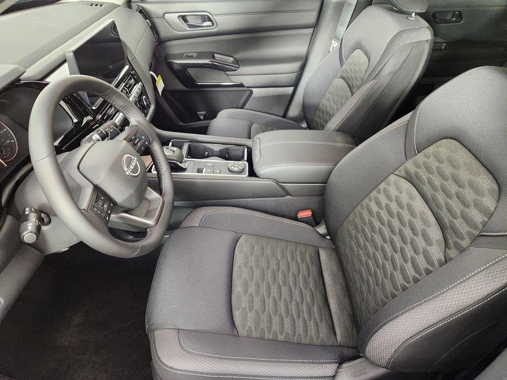 New 2026 Nissan Pathfinder SV AWD/4WD image 10