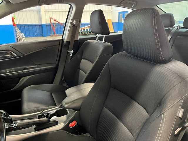 Used 2013 Honda Accord Sport image 22