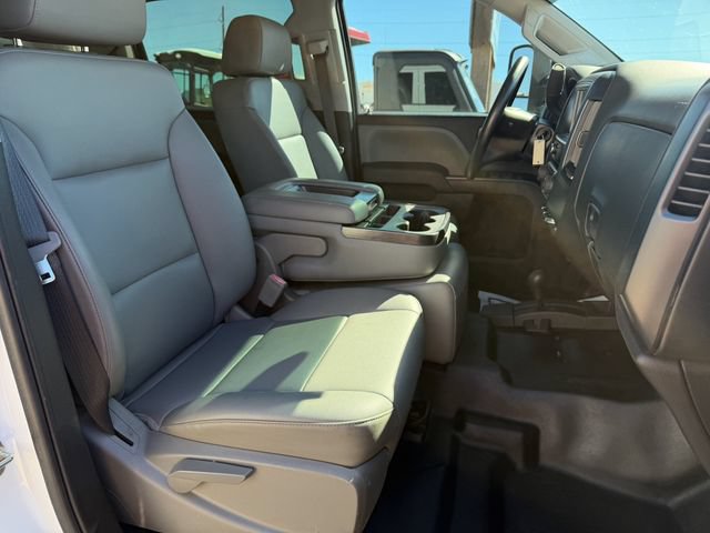 Used 2017 Chevrolet Silverado 3500 W/T AWD/4WD image 38