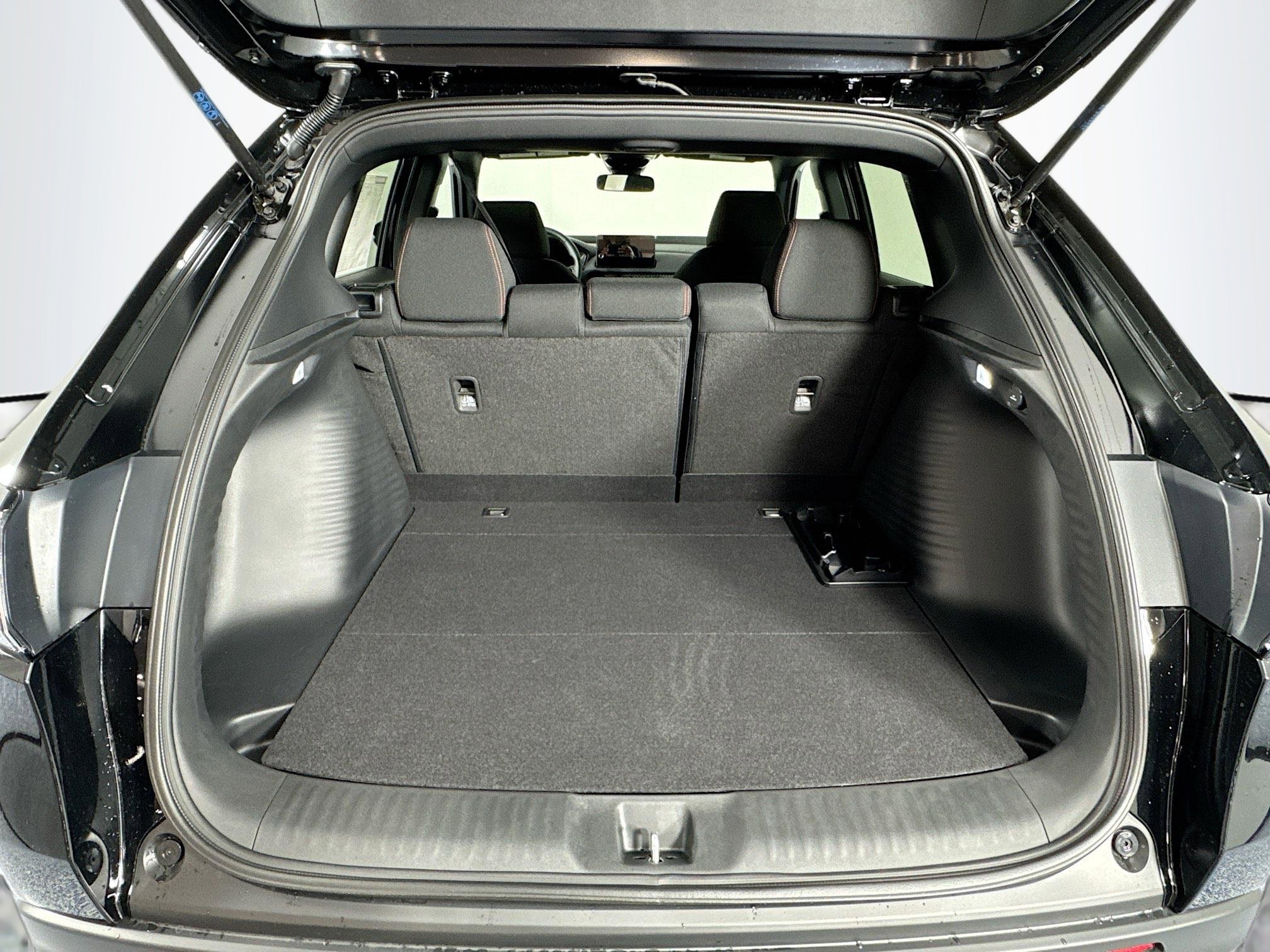 New 2026 Honda HR-V Sport image 24