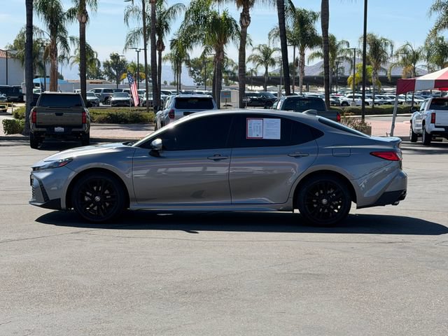 Used 2025 Toyota Camry SE AWD/4WD image 9