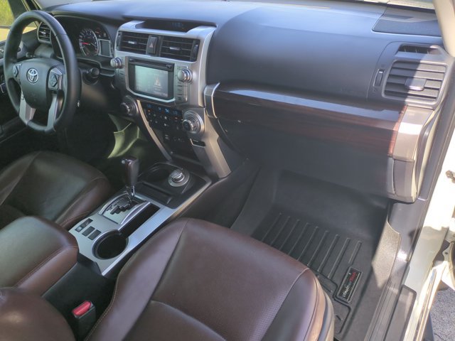 Used 2018 Toyota 4Runner Limited AWD/4WD image 21