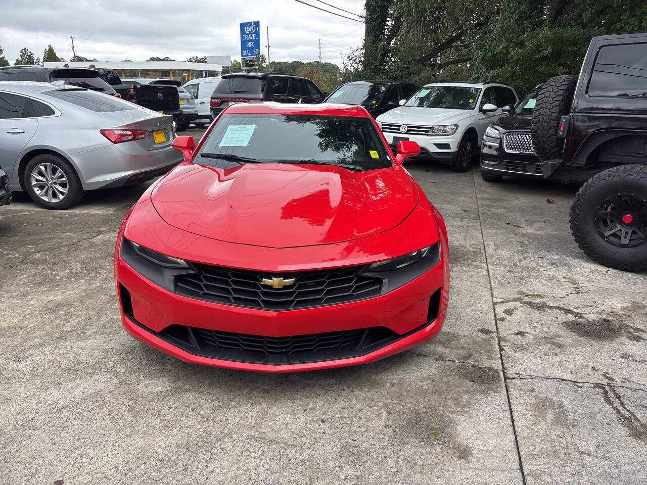 Used 2022 Chevrolet Camaro LT image 3