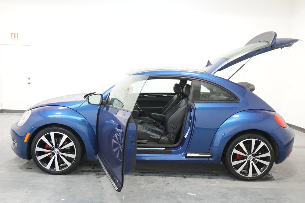 Used 2012 Volkswagen Beetle Turbo FWD image 20