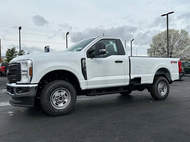 New 2025 Ford F250 XL w/ FX4 Off-Road Package image 3