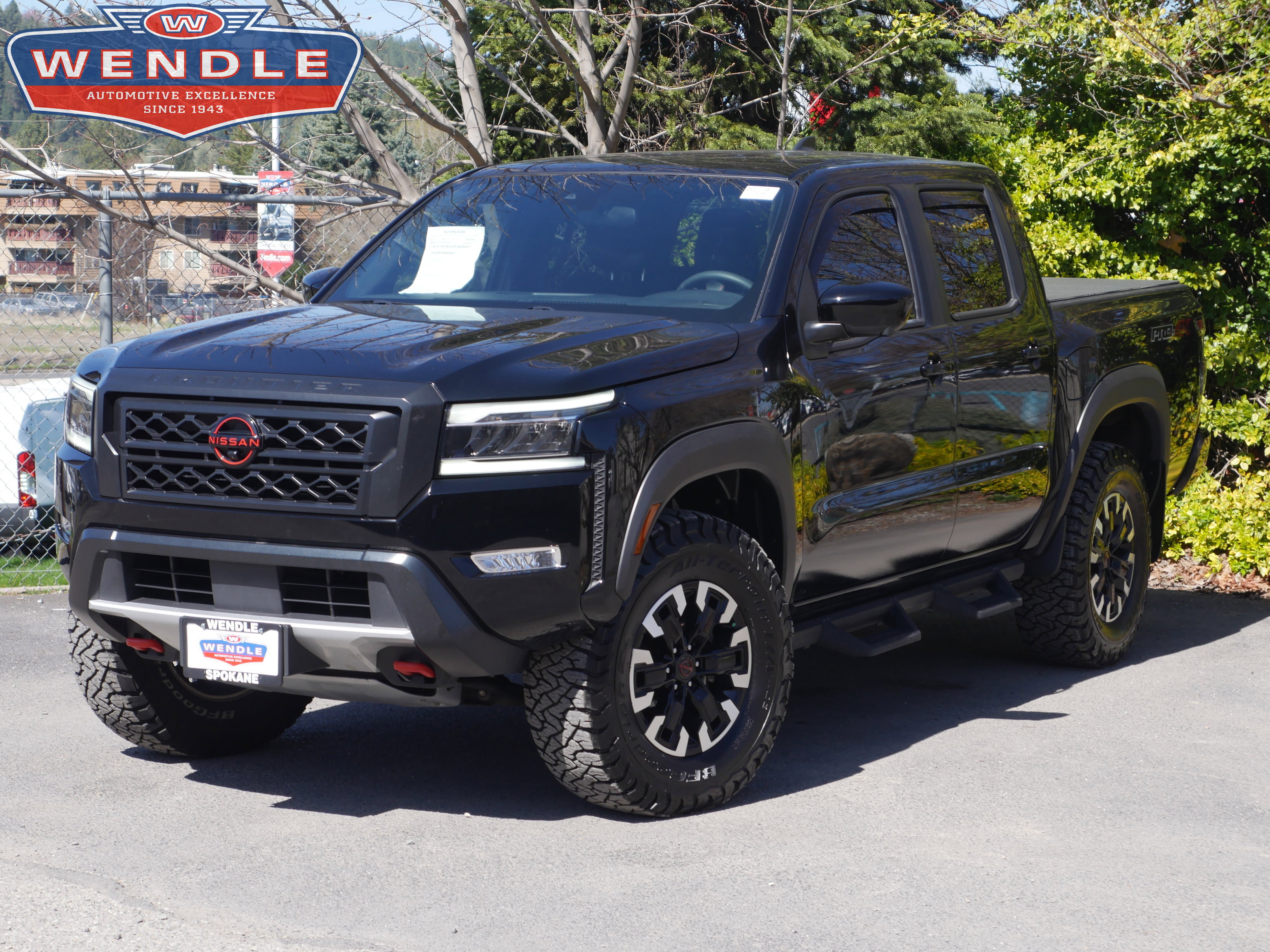 Certified 2023 Nissan Frontier PRO-4X w/ Pro Convenience Package image 1