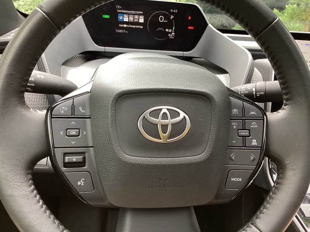 Used 2025 Toyota bZ4X AWD w/ Weather Package image 20