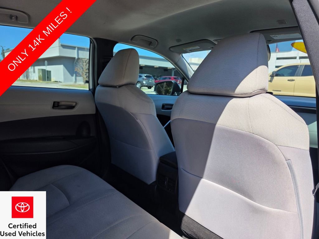 Used 2025 Toyota Corolla Cross L image 16