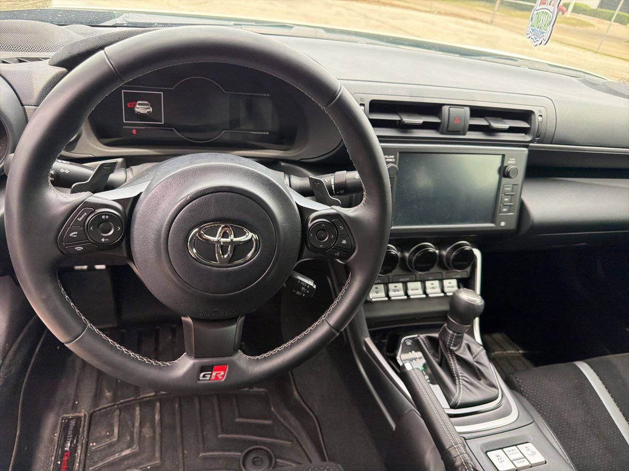 Used 2025 Toyota GR86 Premium RWD image 9