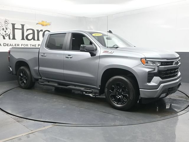Used 2023 Chevrolet Silverado 1500 RST AWD/4WD image 6
