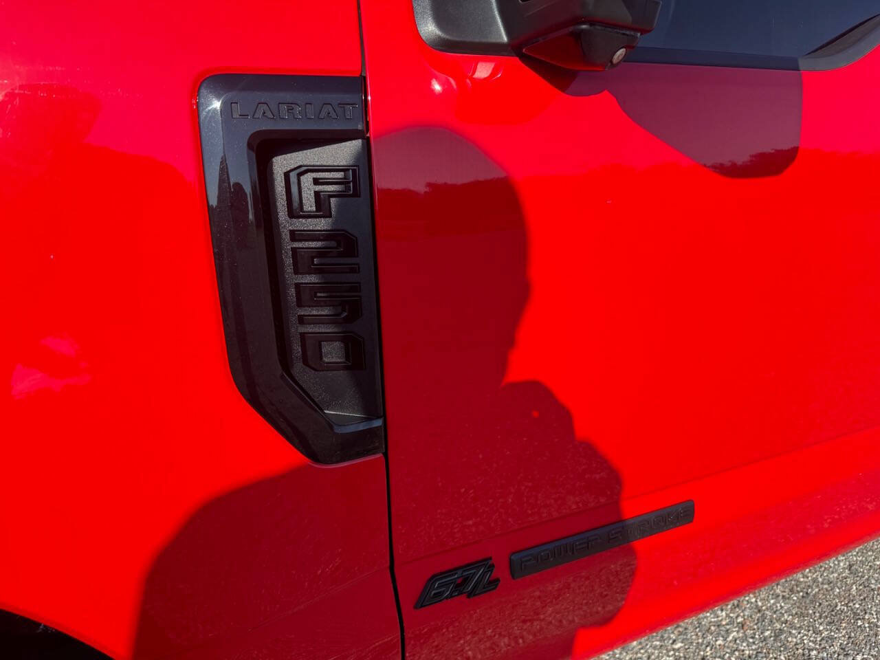 Used 2019 Ford F250 Lariat w/ Lariat Ultimate Package AWD/4WD image 18