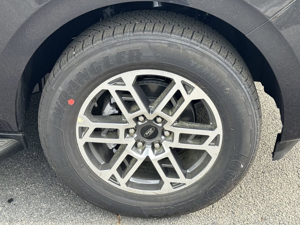 New 2026 Ford Expedition Max Active RWD image 12