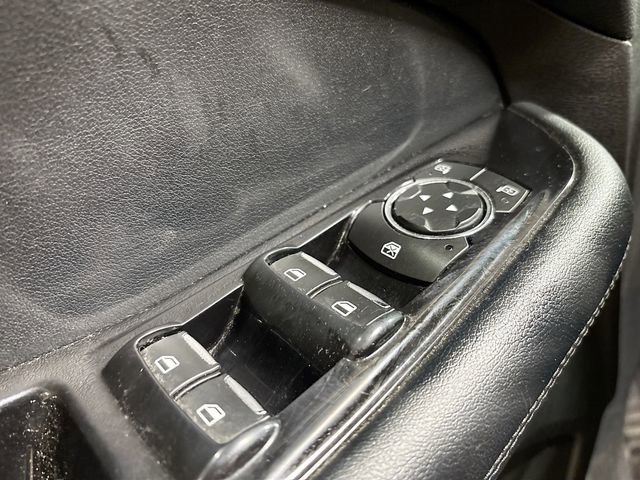 Used 2016 Ford Edge SEL w/ Equipment Group 201A AWD/4WD image 19