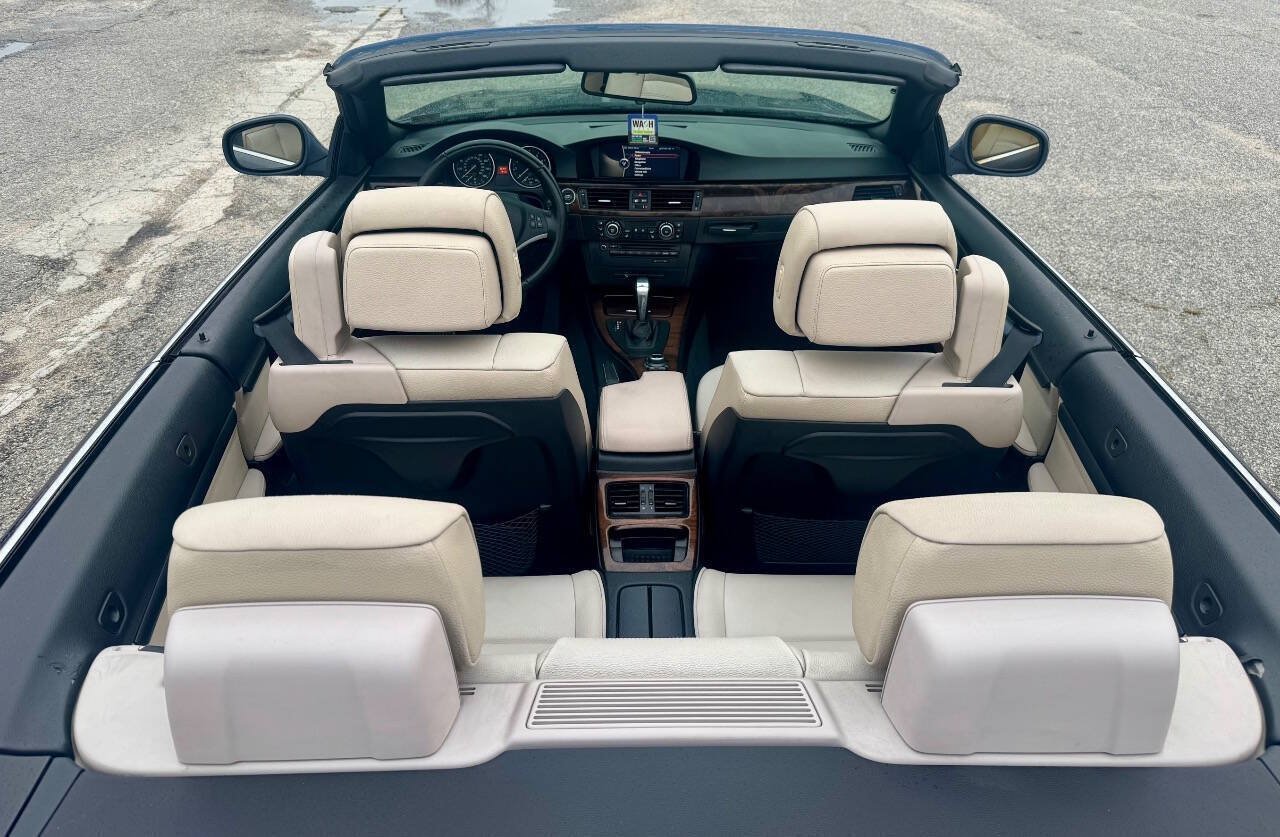 Used 2013 BMW 328i Convertible RWD image 16