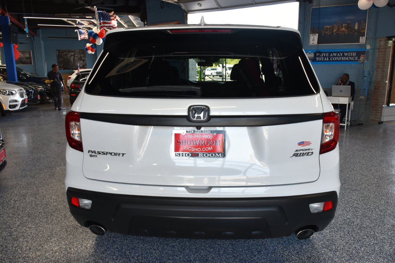 Used 2021 Honda Passport Sport image 5