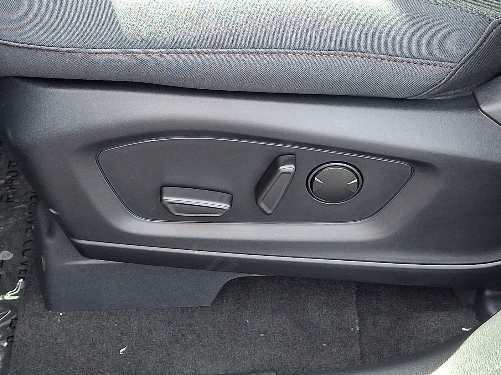 New 2026 Ford Explorer Active AWD/4WD image 21