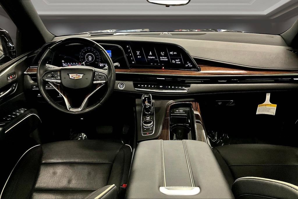 Certified 2024 Cadillac Escalade Premium Luxury image 7