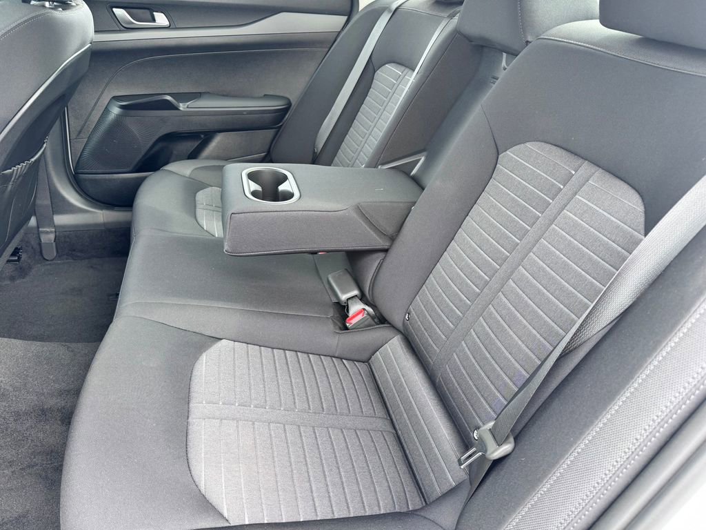 New 2026 Kia K5 LXS image 24