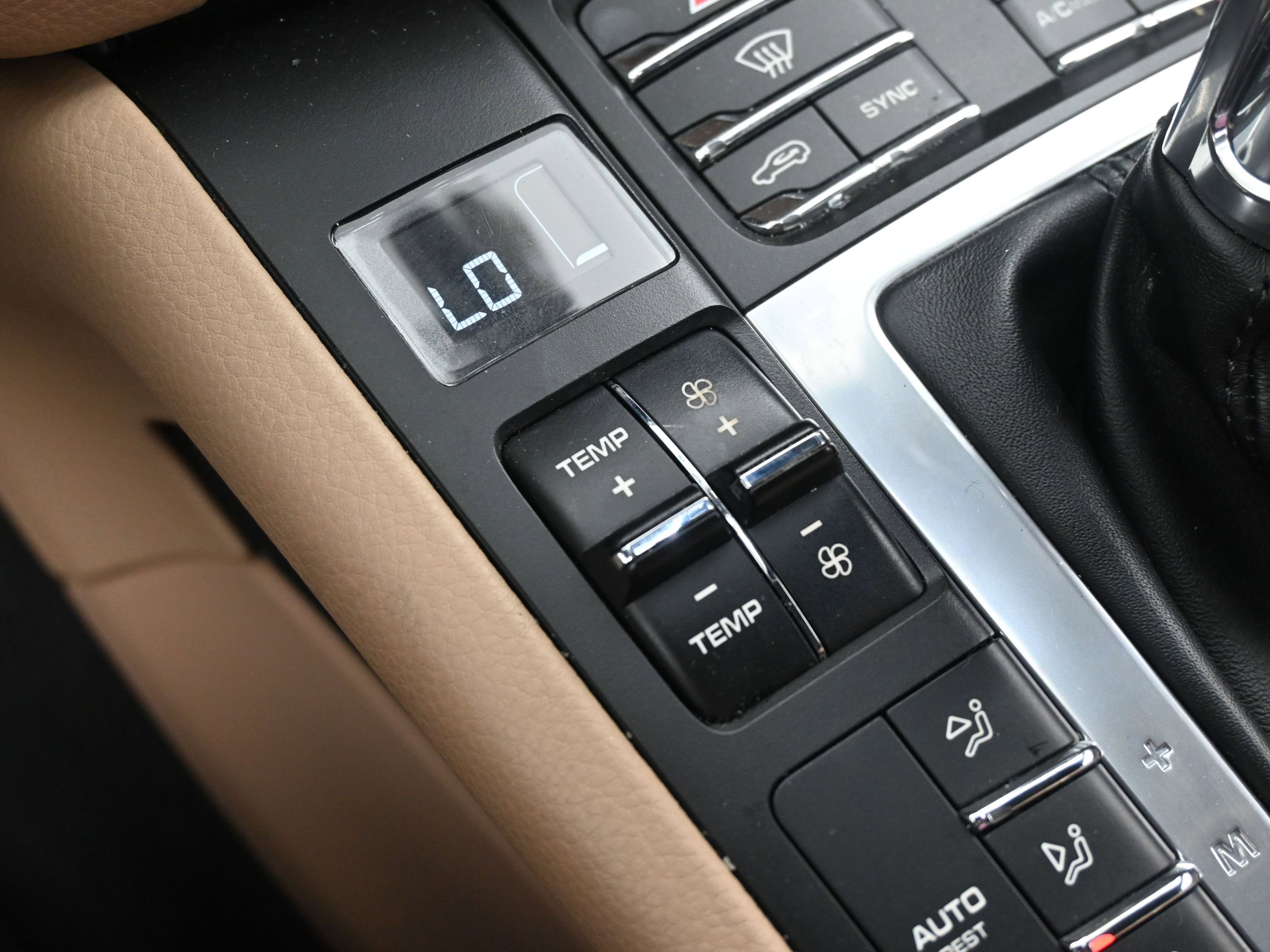 Used 2021 Porsche Macan S image 21