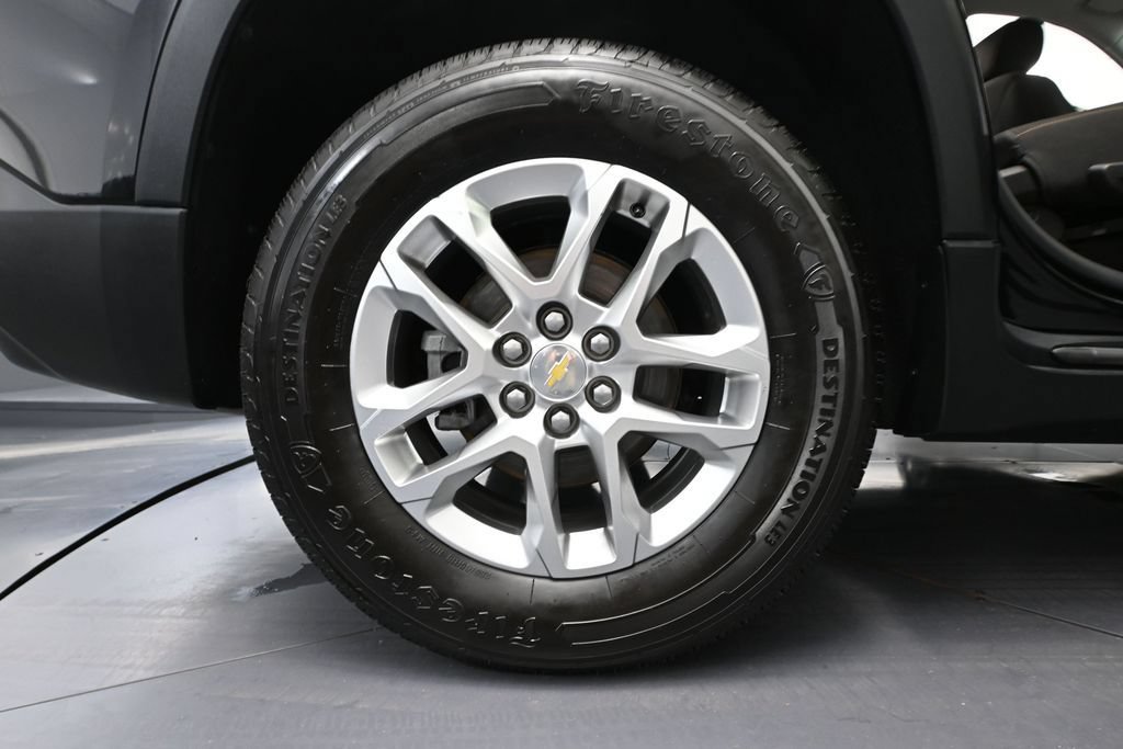 Used 2021 Chevrolet Traverse LT AWD/4WD image 11
