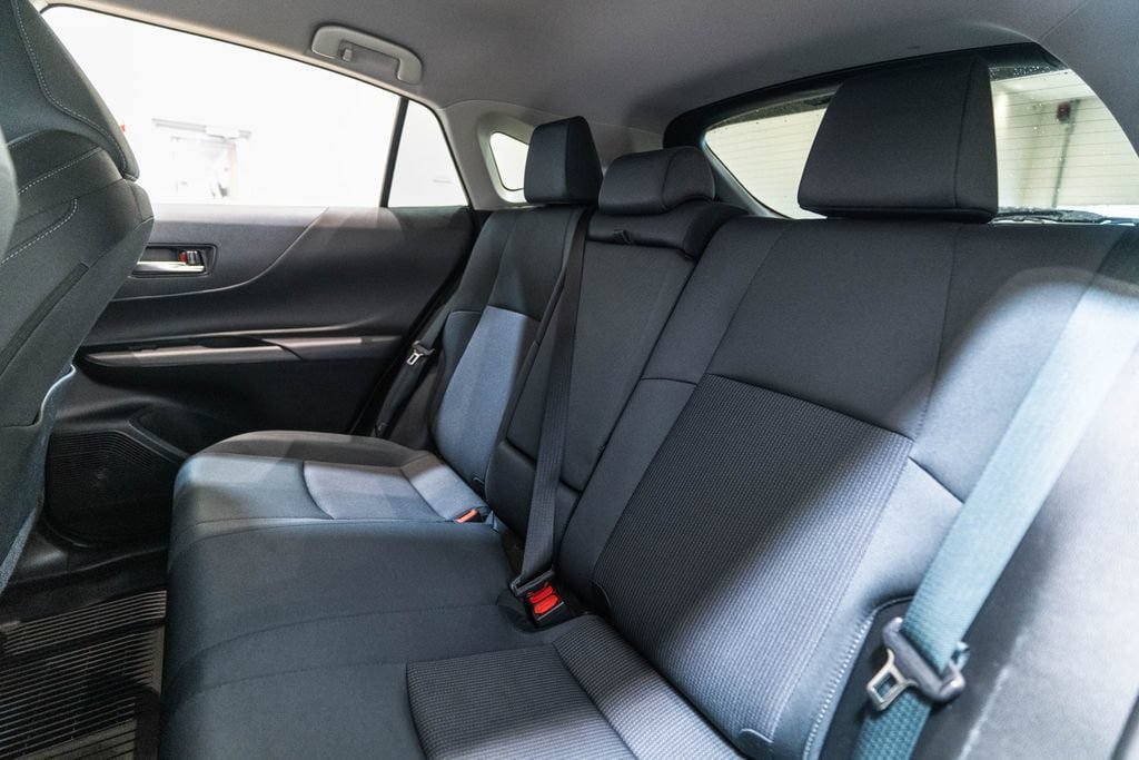 Certified 2024 Toyota Venza LE AWD/4WD image 30