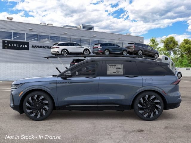 New 2026 Lincoln Nautilus Reserve w/ Jet Appearance Package AWD/4WD image 4
