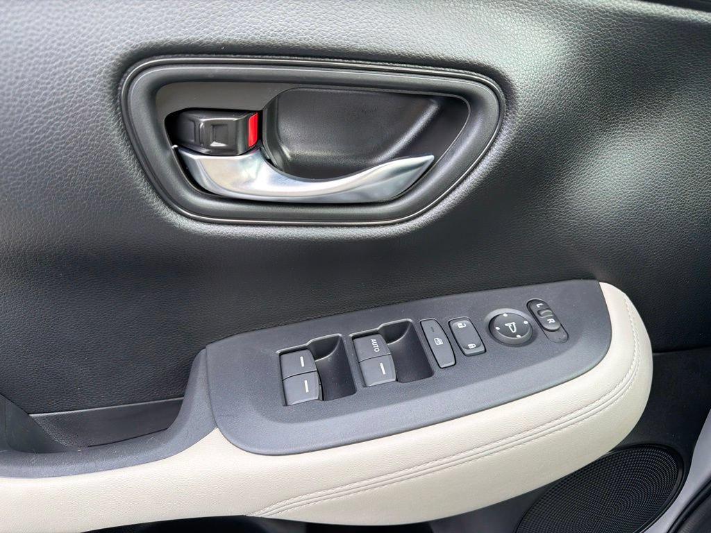 Used 2026 Honda HR-V LX image 20