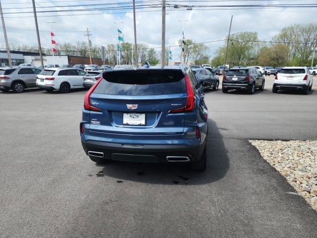 Used 2024 Cadillac XT4 Premium Luxury AWD/4WD image 5
