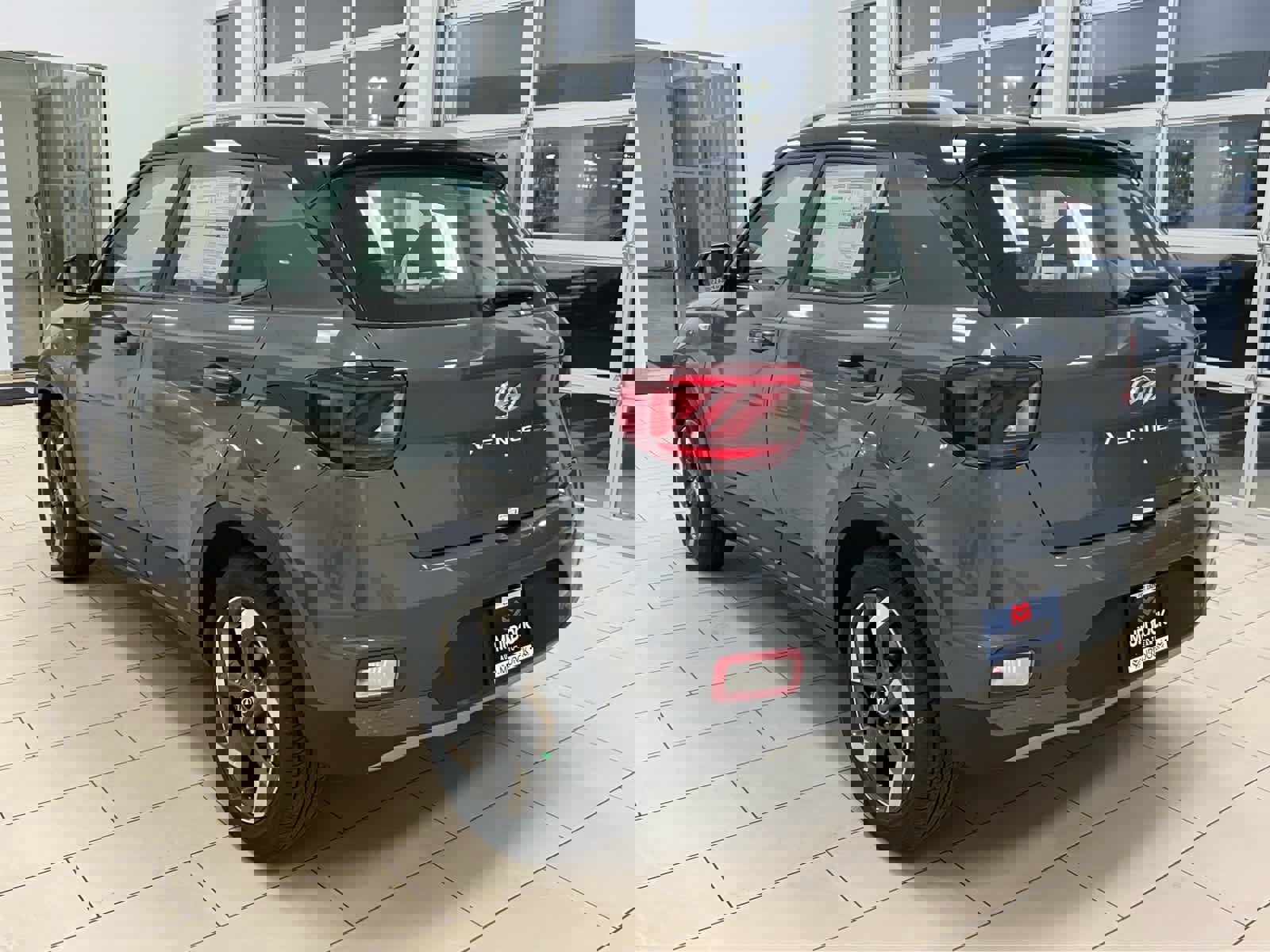 Used 2026 Hyundai Venue SEL image 10