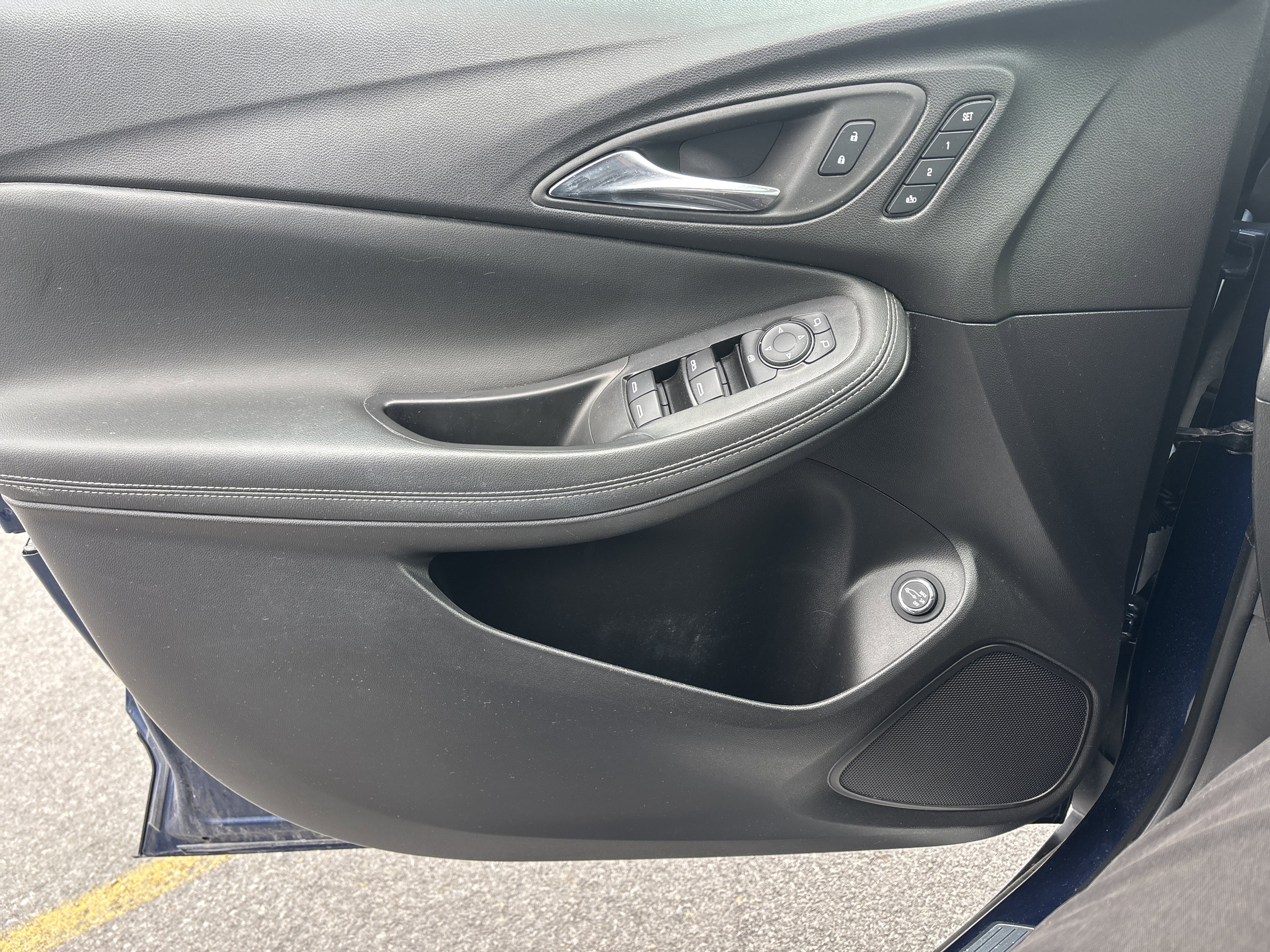 Used 2023 Buick Encore GX Essence w/ Advanced Technology Package image 15