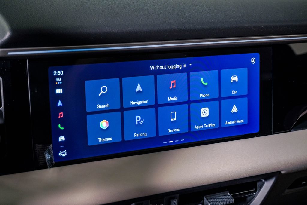 New 2026 Porsche Macan 4 Electric AWD/4WD image 22