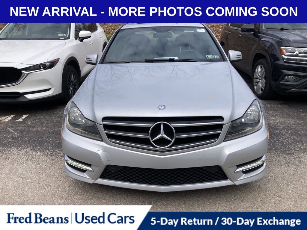 Used 2014 Mercedes-Benz C 300 4MATIC Sedan image 2