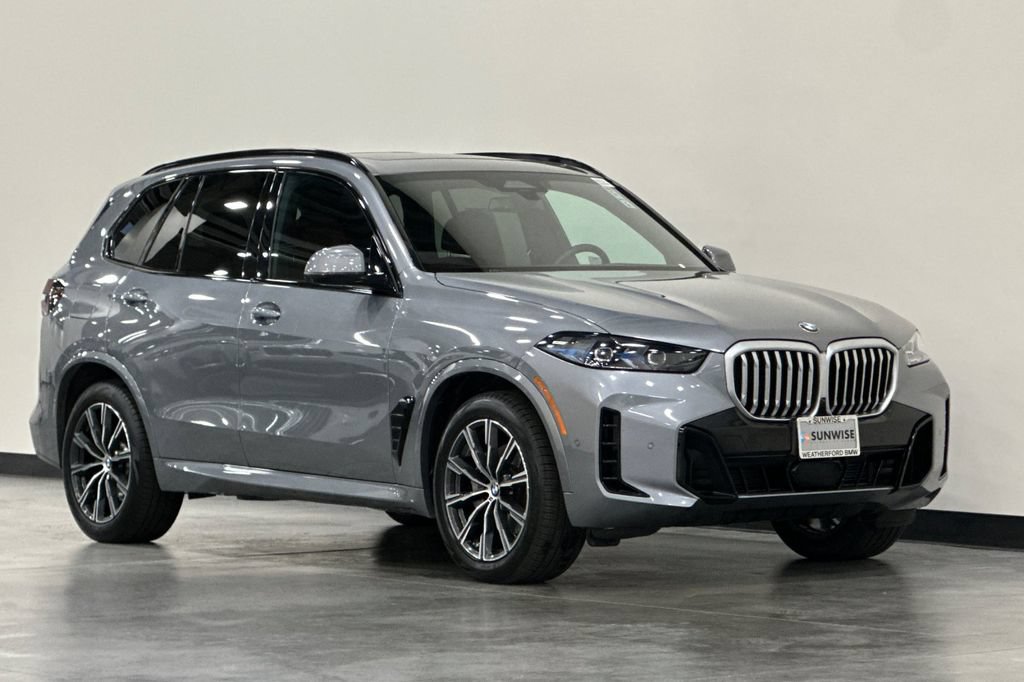 Certified 2024 BMW X5 xDrive40i w/ M Sport Package AWD/4WD image 2