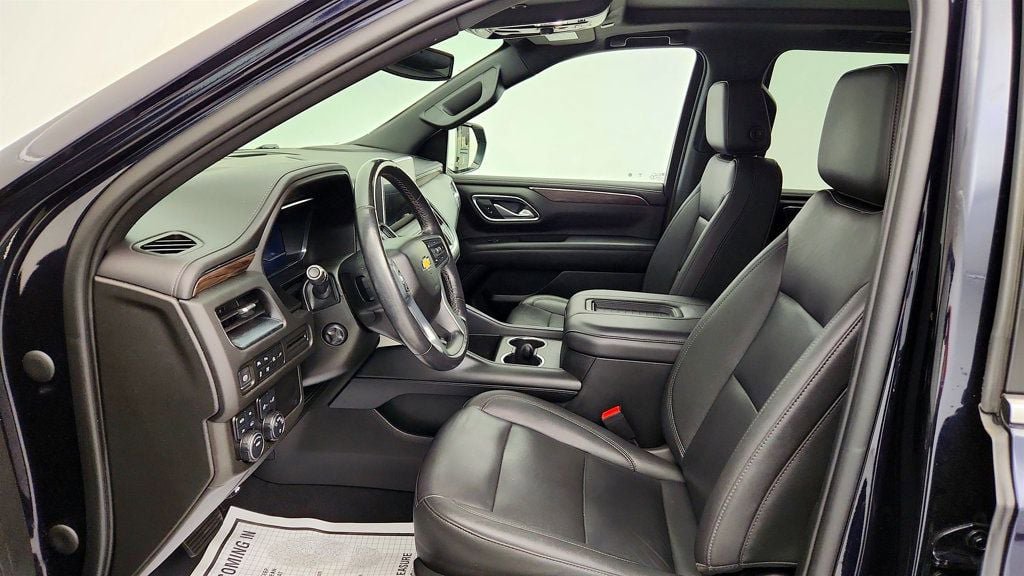 Used 2022 Chevrolet Suburban LT w/ LT Signature Plus Package AWD/4WD image 20
