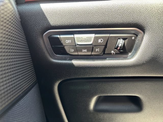 Used 2022 BMW X6 xDrive40i AWD/4WD image 18