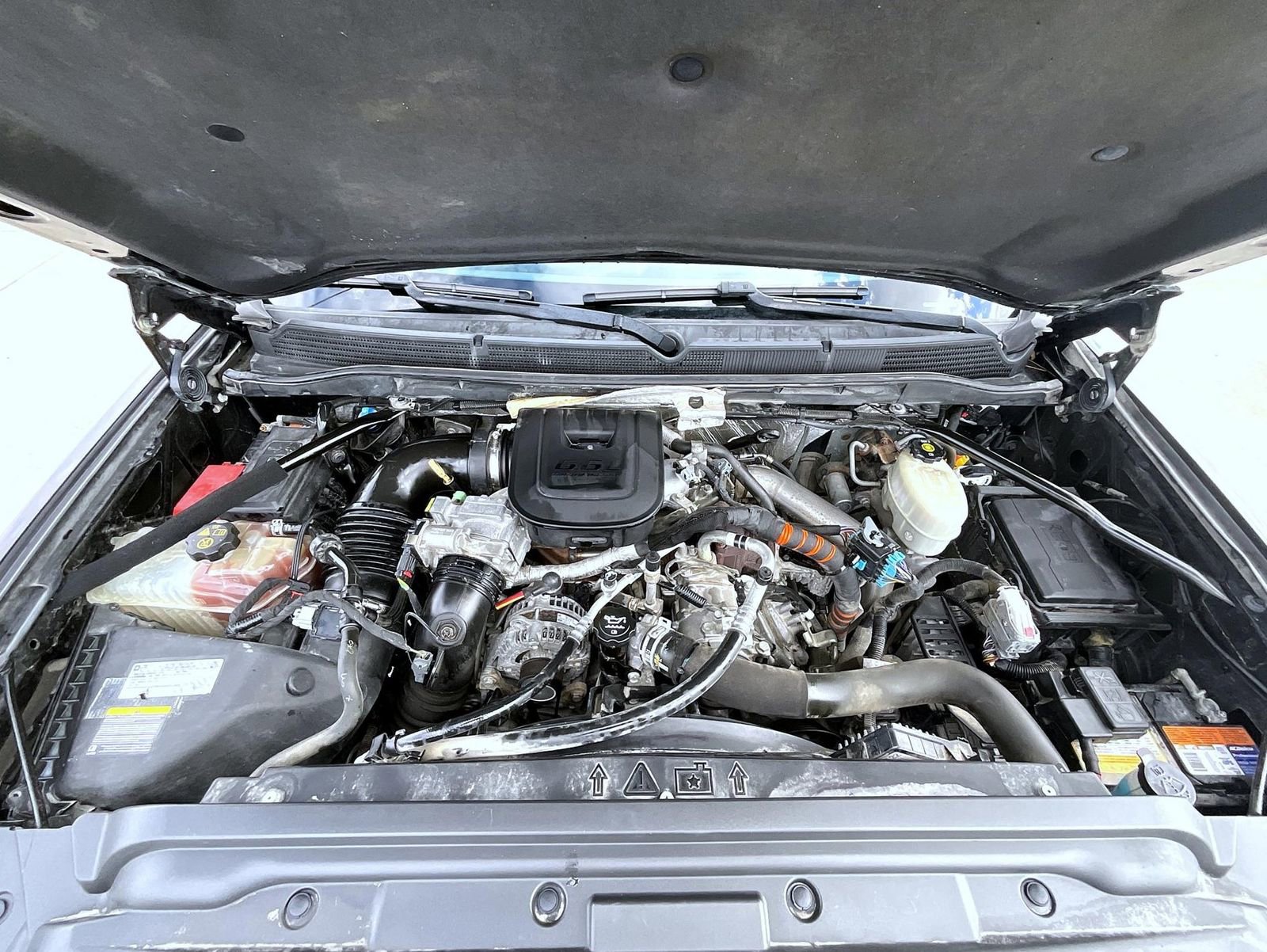 Used 2015 GMC Sierra 3500 SLT w/ Duramax Plus Package image 27