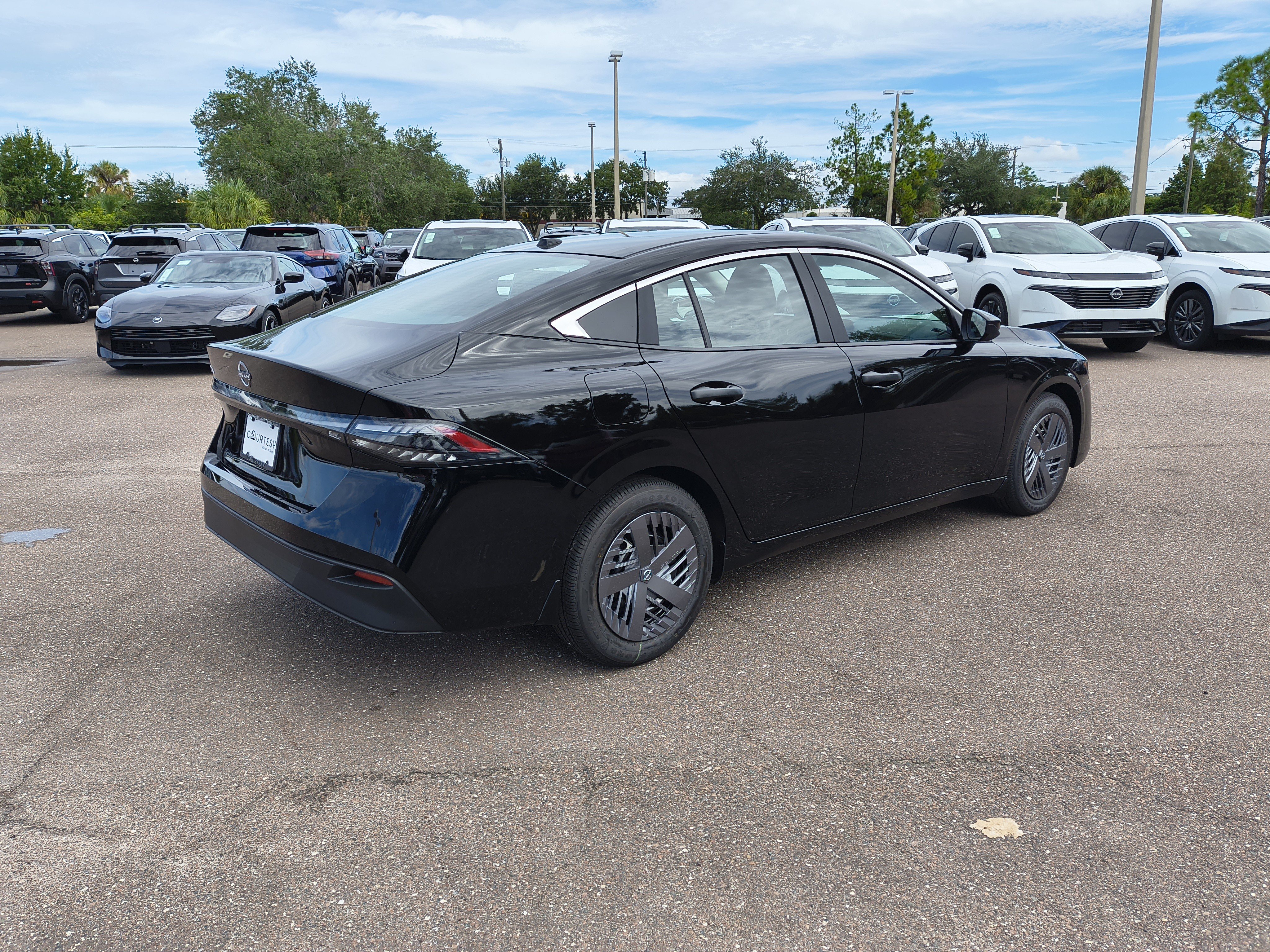 New 2027 Nissan Sentra S w/ Floor Mat Package FWD image 7