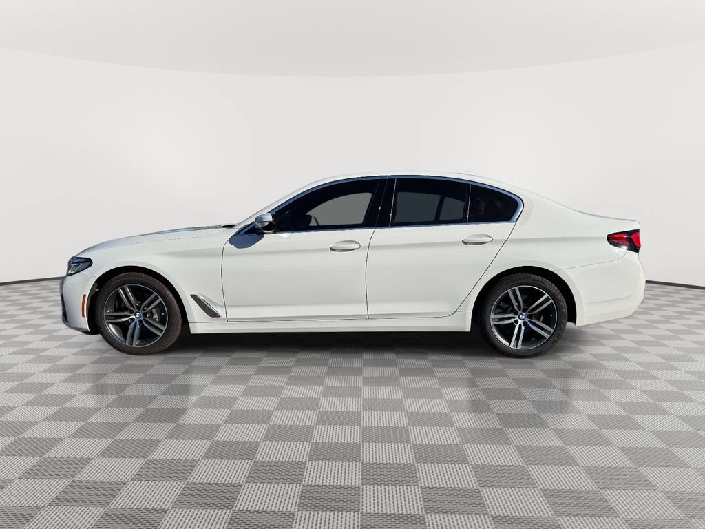 Used 2023 BMW 530i xDrive w/ Premium Package AWD/4WD image 4