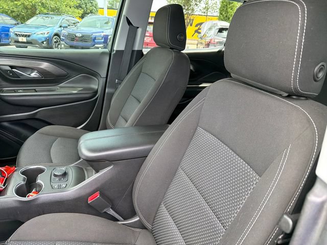 Used 2022 GMC Terrain SLE w/ Driver Convenience Package FWD image 18