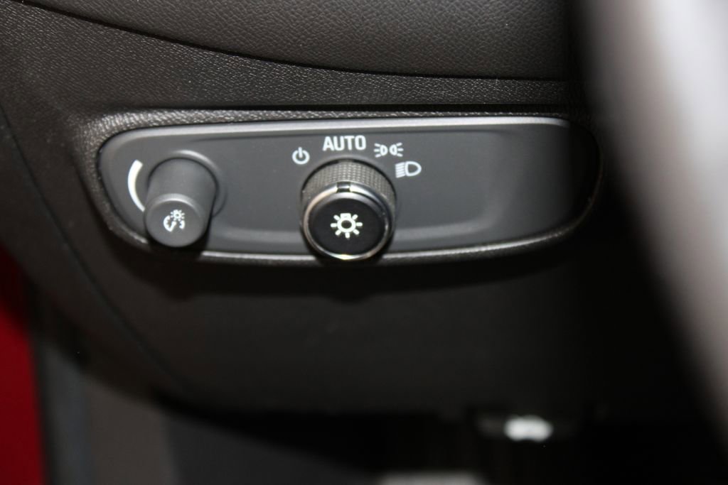 Used 2018 Chevrolet Equinox LT AWD/4WD image 21