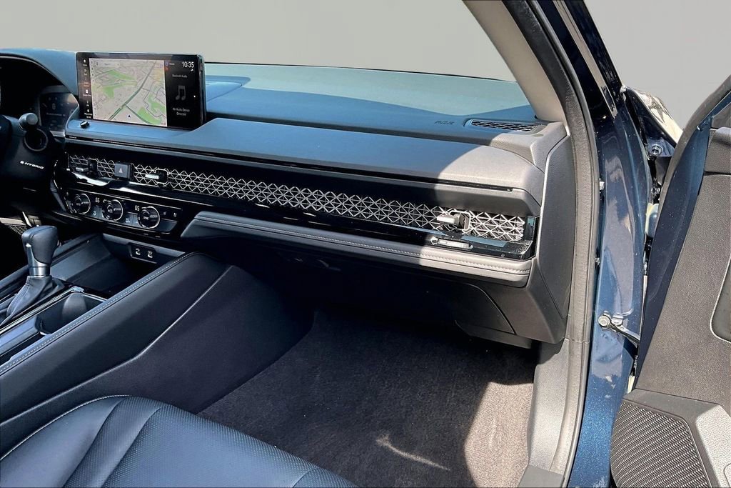 Used 2024 Honda Accord Touring image 18