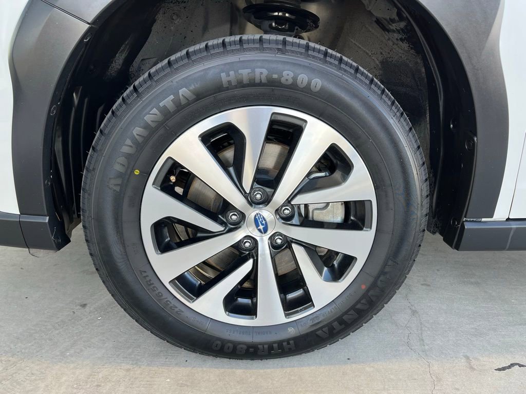 Used 2023 Subaru Outback Premium image 19