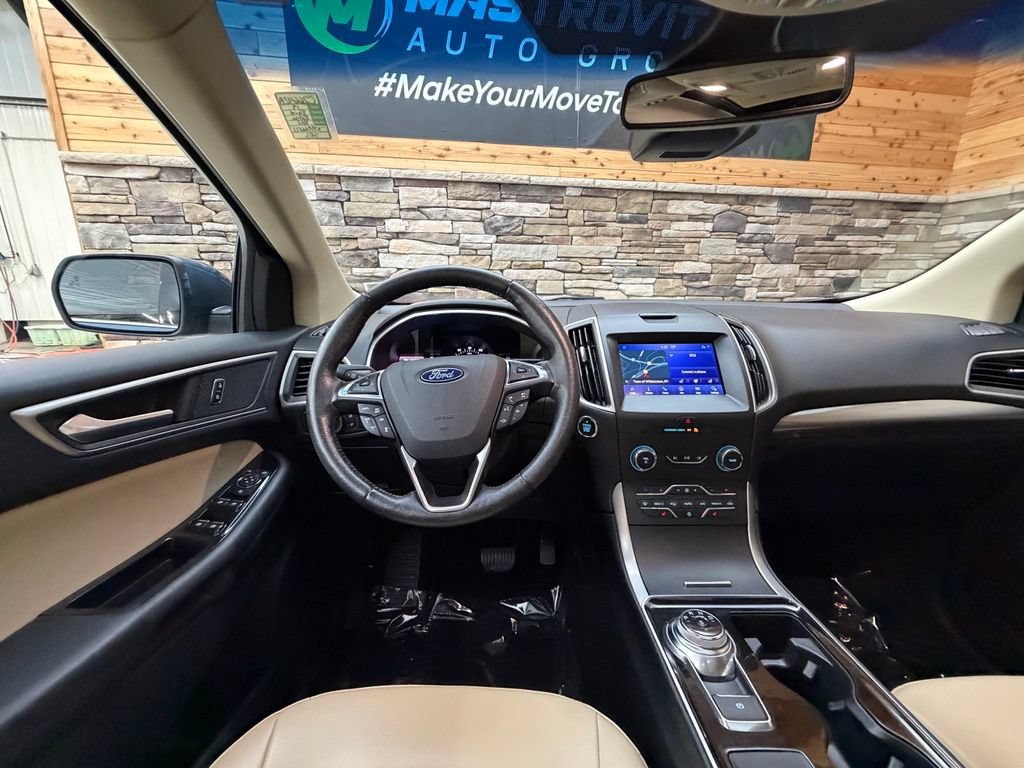 Used 2019 Ford Edge SEL w/ Equipment Group 201A AWD/4WD image 25