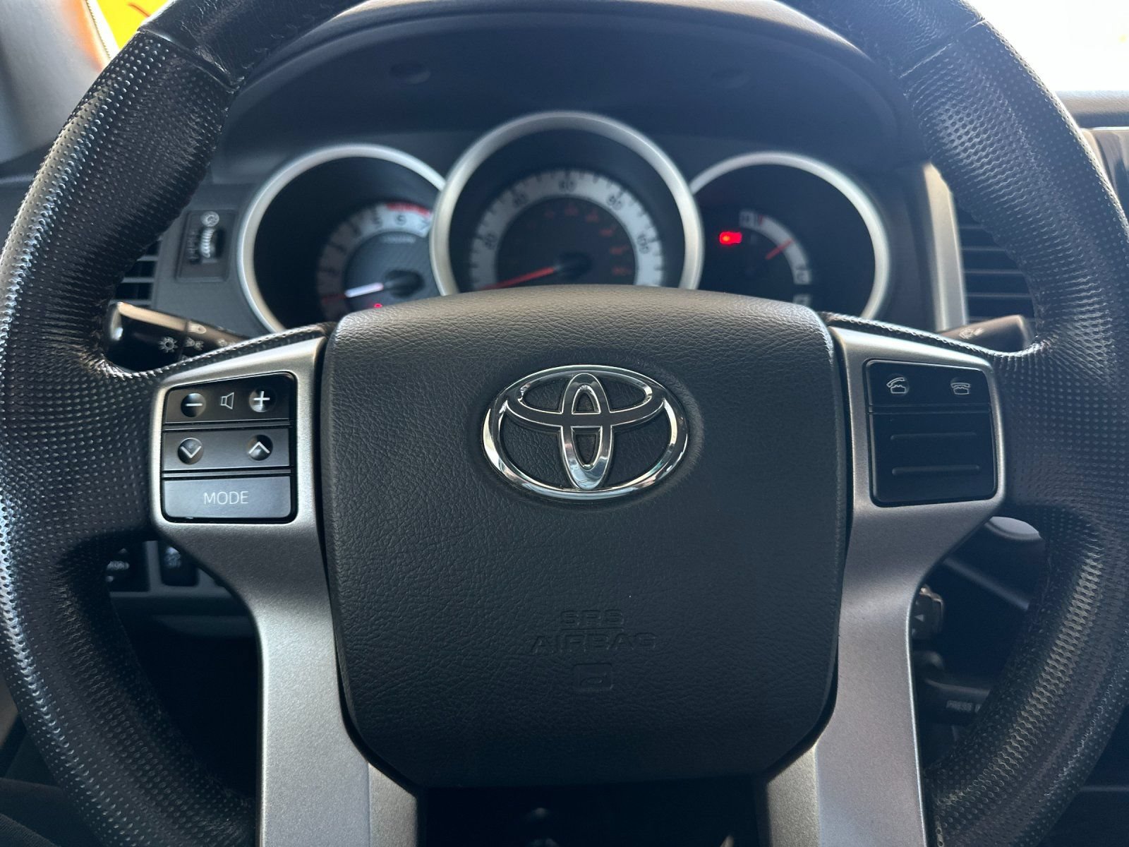 Used 2013 Toyota Tacoma 4x4 Double Cab w/ TRD Off-Road Pkg image 19