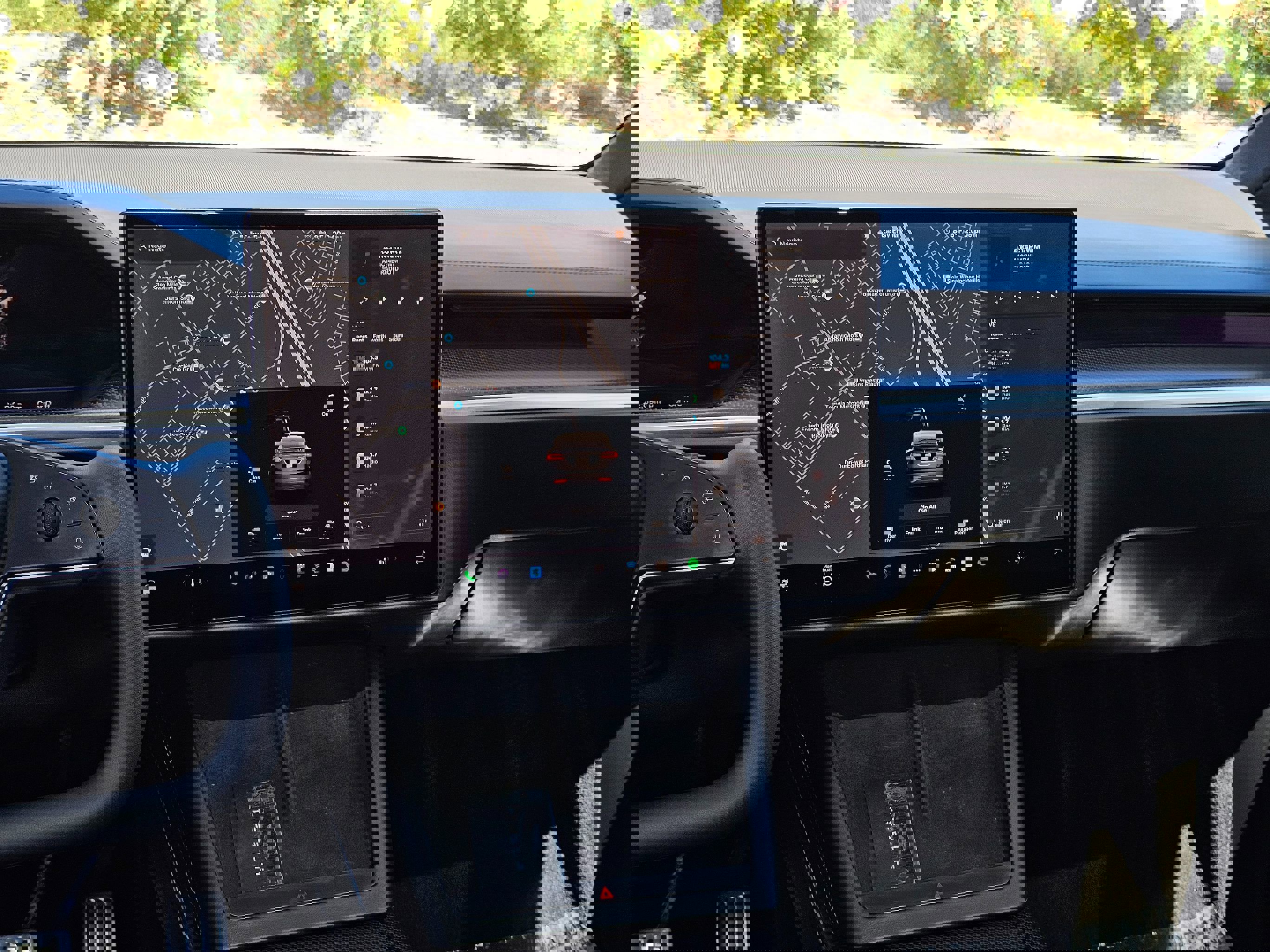 Used 2022 Tesla Model X Plaid image 29