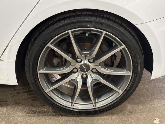 Used 2023 Genesis G70 2.0T image 13