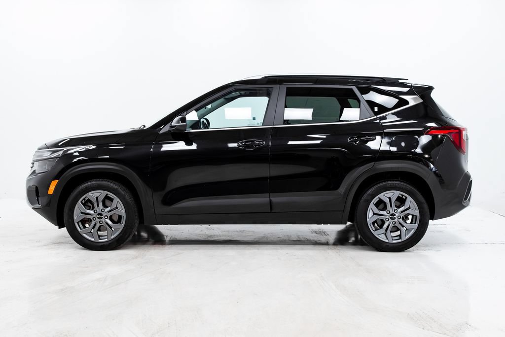 Used 2024 Kia Seltos S AWD/4WD image 28
