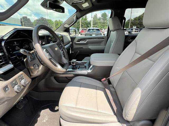New 2026 Chevrolet Silverado 1500 LTZ w/ LPO, Dark Essentials Package AWD/4WD image 10