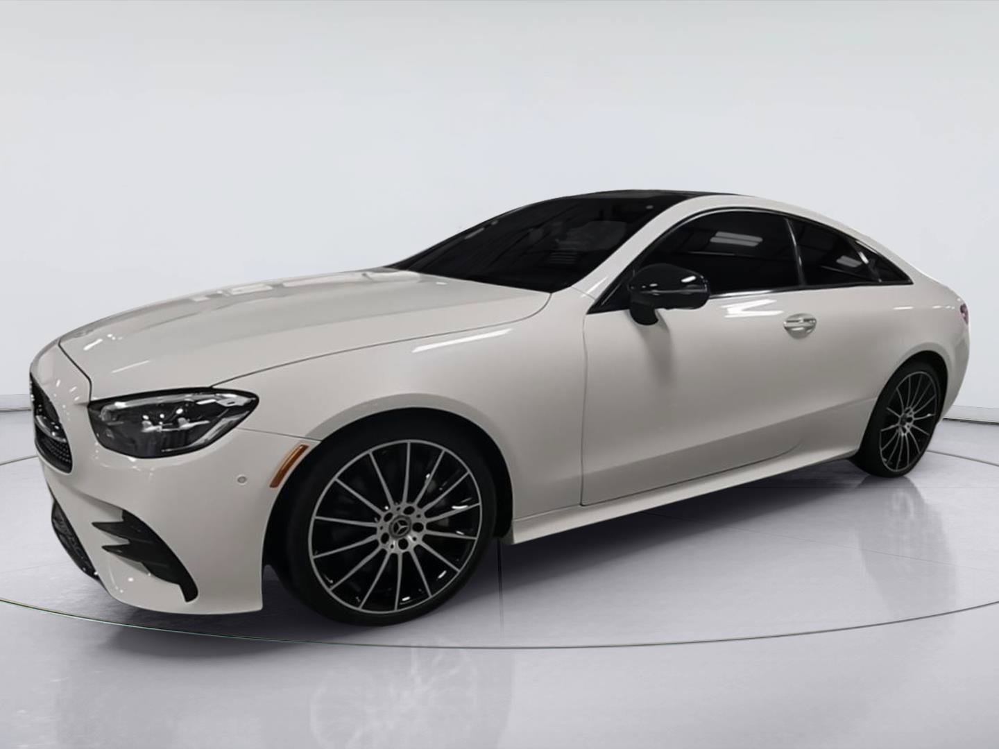 Used 2023 Mercedes-Benz E 450 Coupe image 4